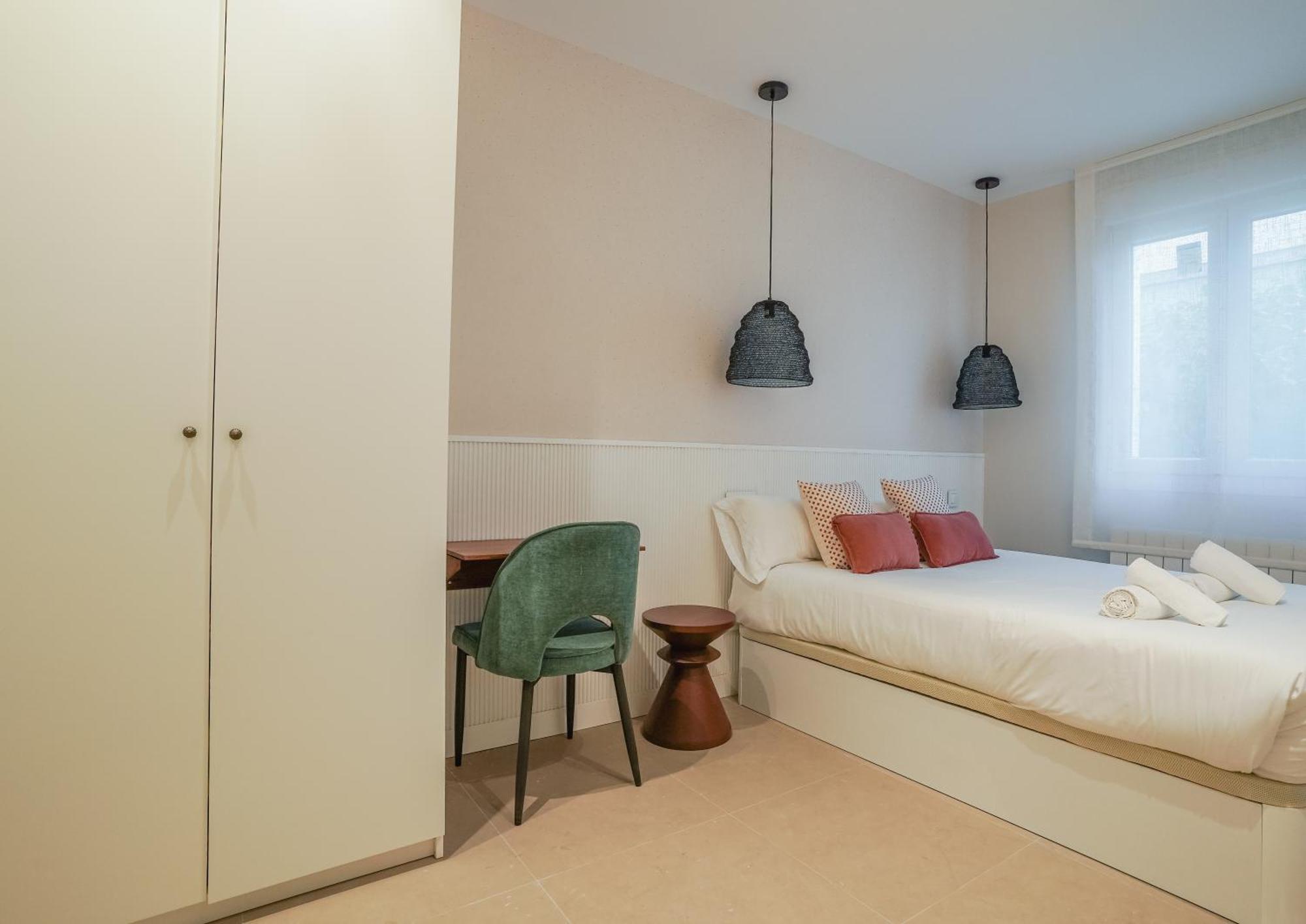 Modern Apartment-2Bedrooms 1Bath-Cuatro Caminos Madrid Esterno foto