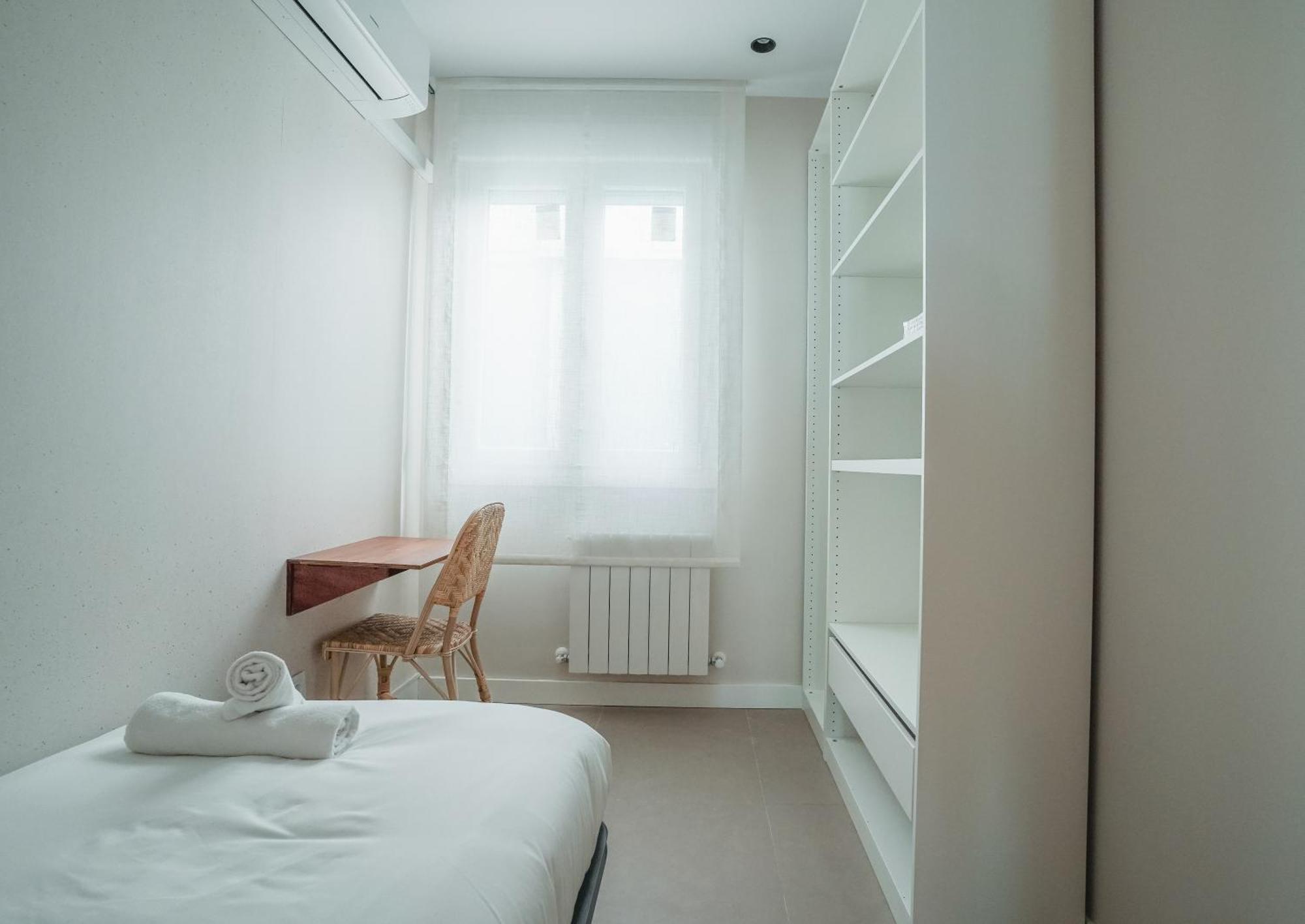 Modern Apartment-2Bedrooms 1Bath-Cuatro Caminos Madrid Esterno foto