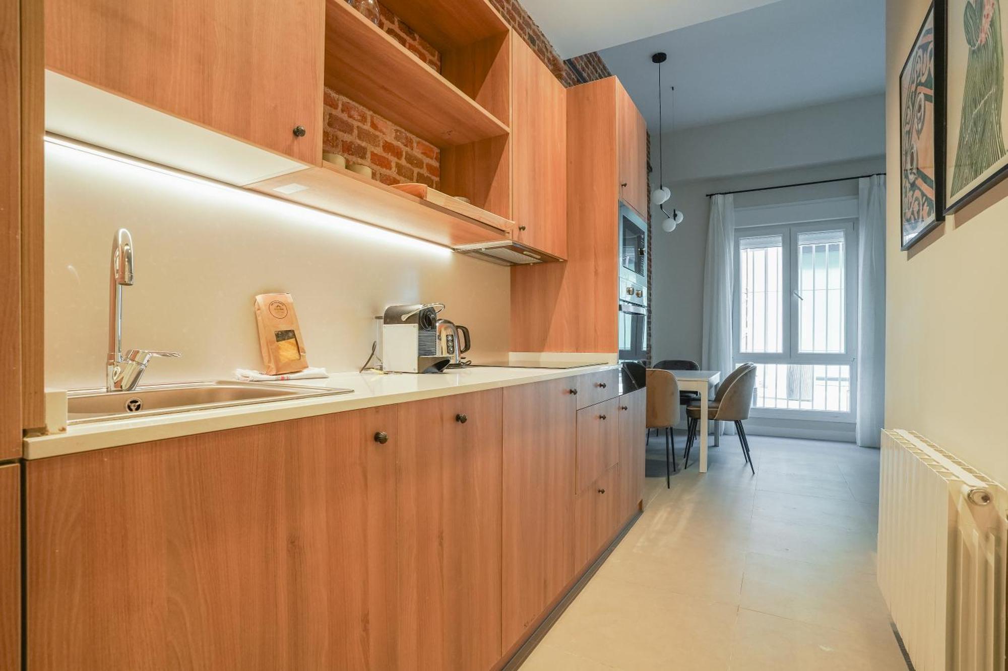 Modern Apartment-2Bedrooms 1Bath-Cuatro Caminos Madrid Esterno foto