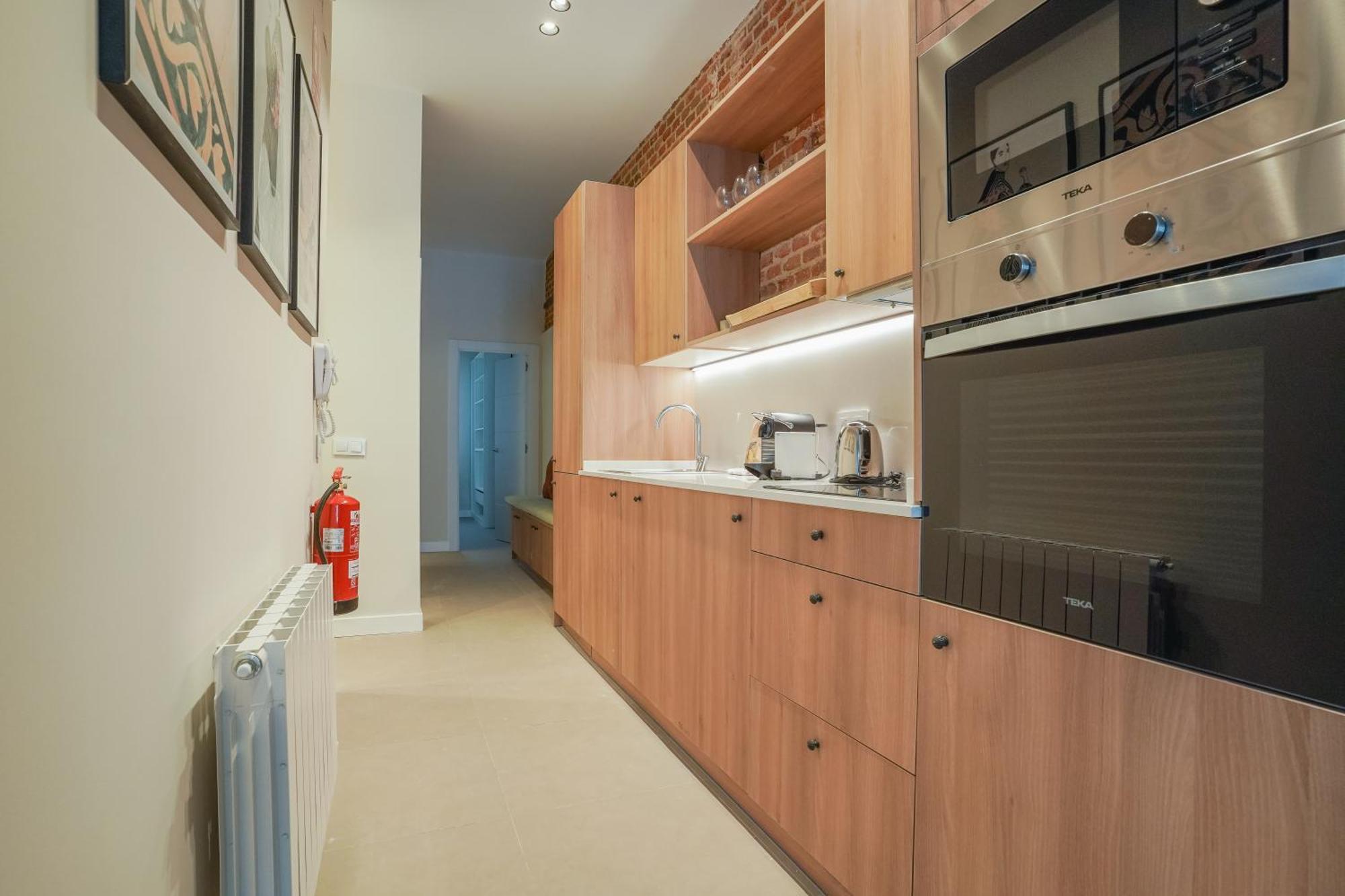 Modern Apartment-2Bedrooms 1Bath-Cuatro Caminos Madrid Esterno foto